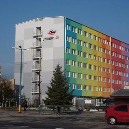 Uninova Hostel Bratislava Eksteriør bilde